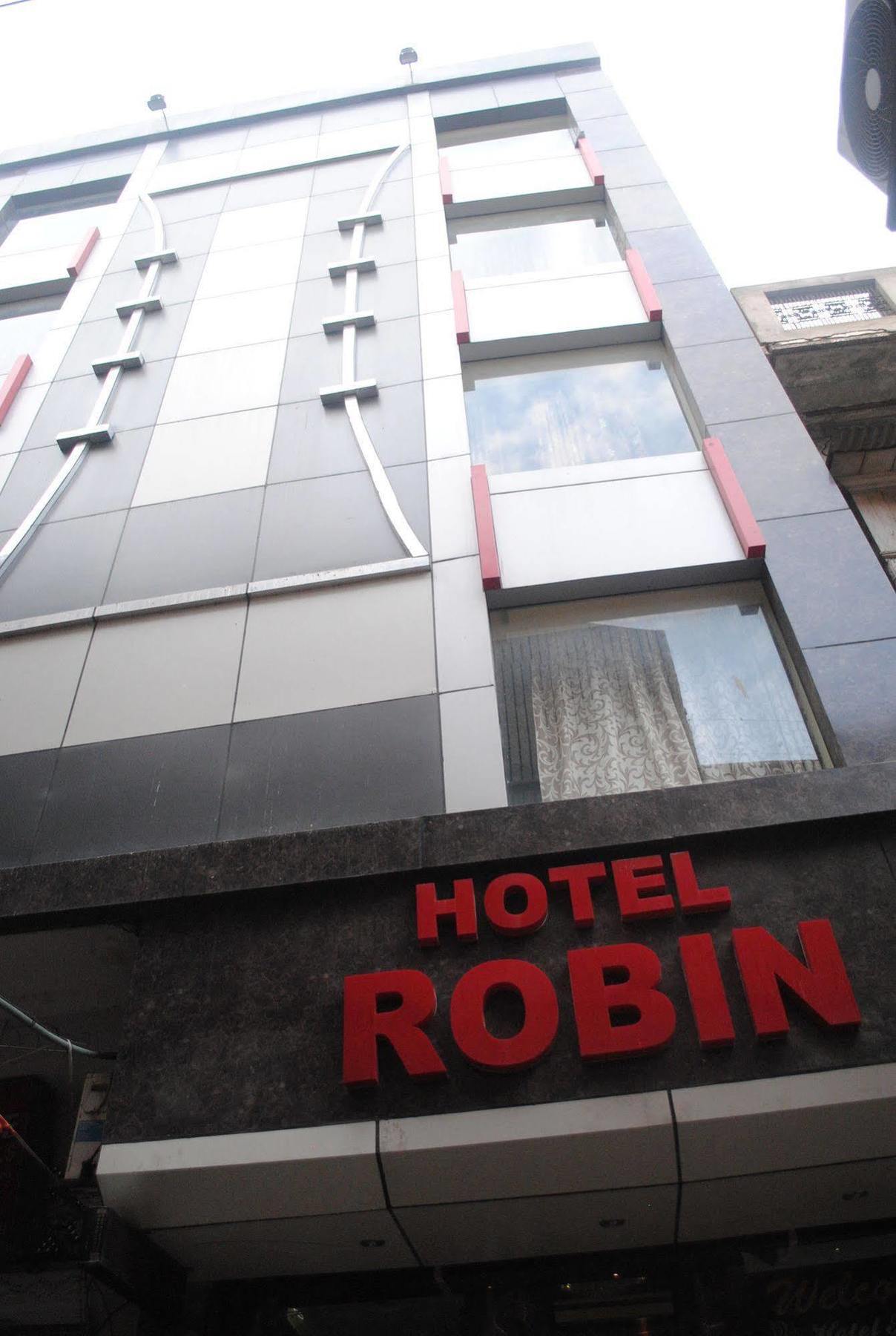 Hotel Robin Amritsar Exterior photo